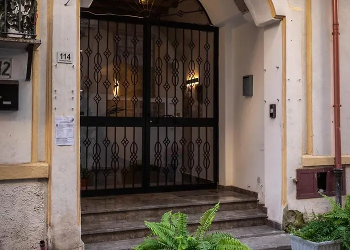 Daire Castro's Appartament Palermo